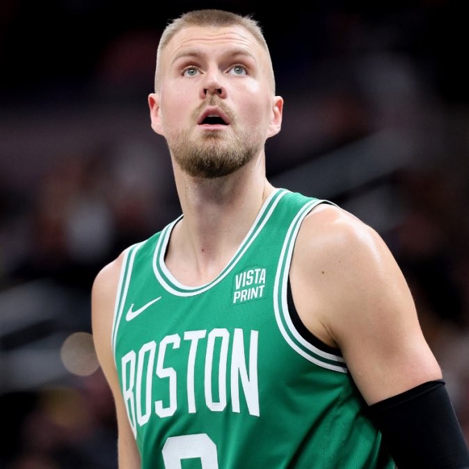 开云官方-西甲清晨走向成谜，波士顿凯尔特人复出首秀，悬念犹存，团队化学反应显著(波德平原为何呈波状起伏)